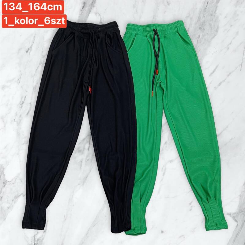 Spodnie dziewczęcy. Roz 134-164. 1 kolor Paczka 6 szt .