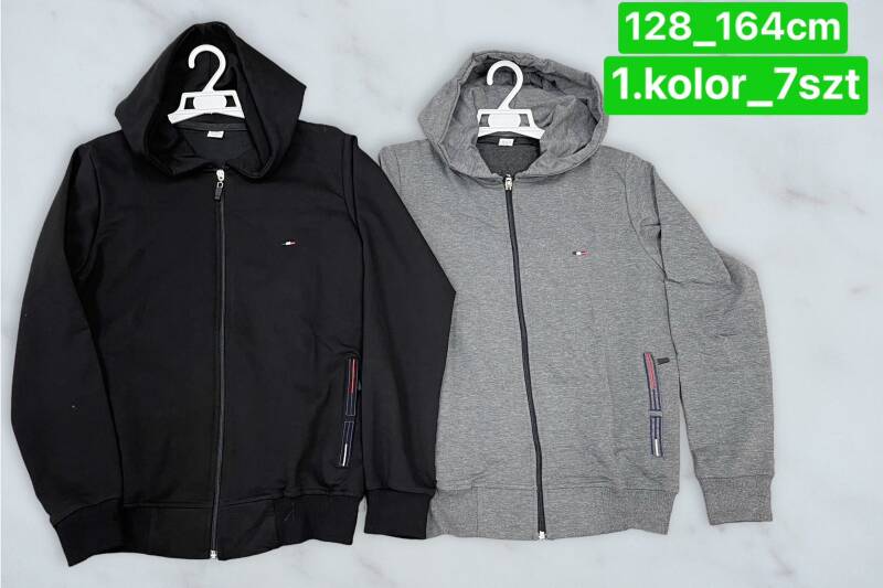 Bluza chłopięca Roz 128-164. 1 kolor Paczka 7 szt.