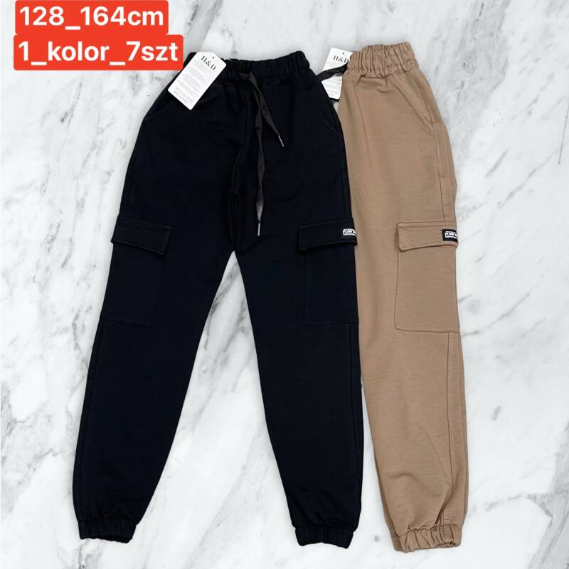 Spodnie chłopięca Roz 128-164. 1 kolor Paczka 7 szt. 1