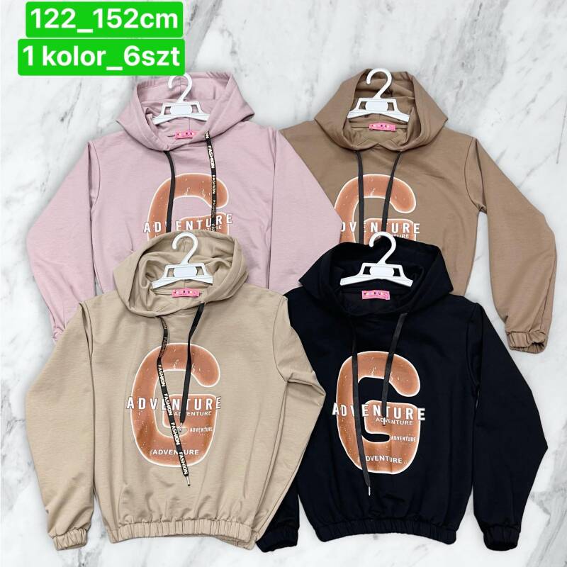 Bluza chłopięca Roz 122-152. 1 kolor Paczka 6 szt.
